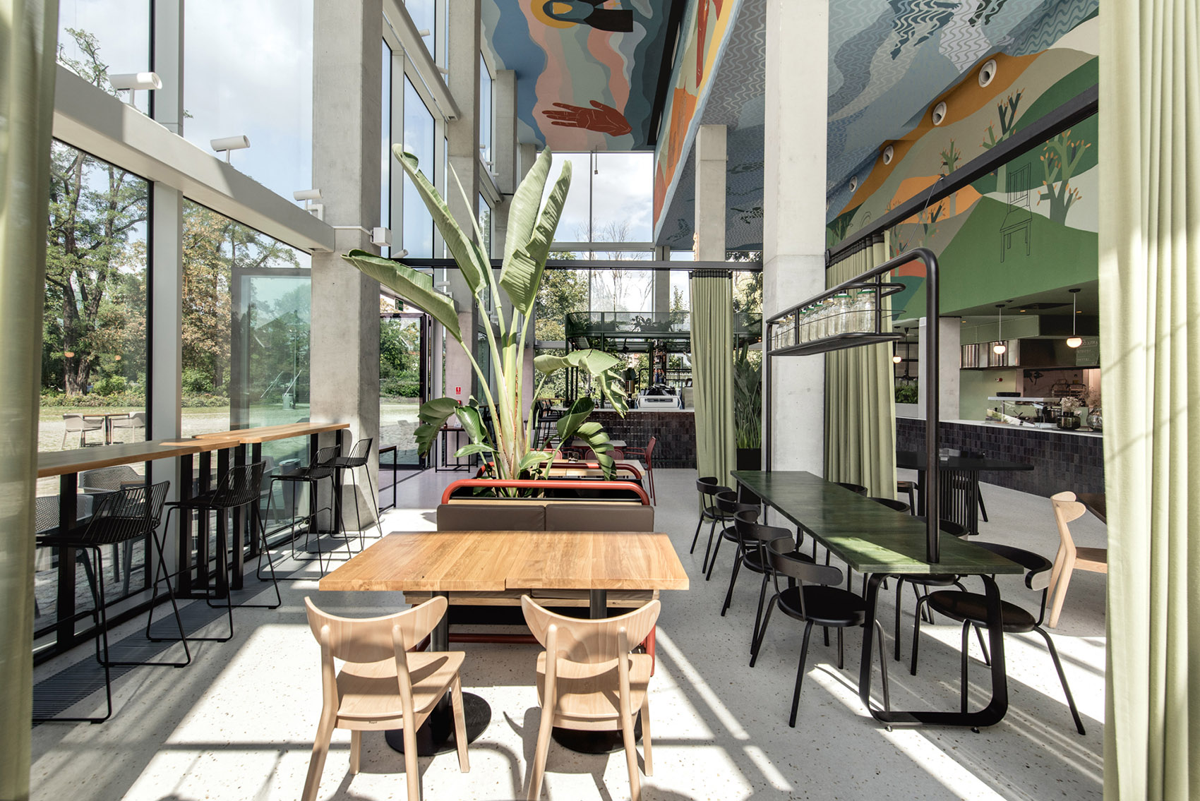 康科迪亚设计中心餐厅和屋顶露台，波兰/巧妙地填补建筑留下的空隙-23