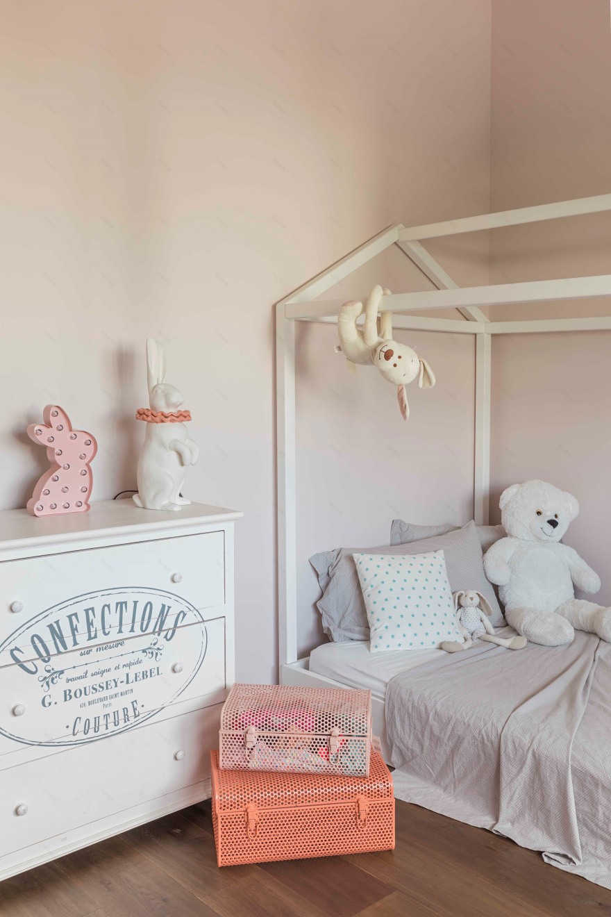 极简奢华公寓设计,柔和曲线与古董图纹的完美结合-17