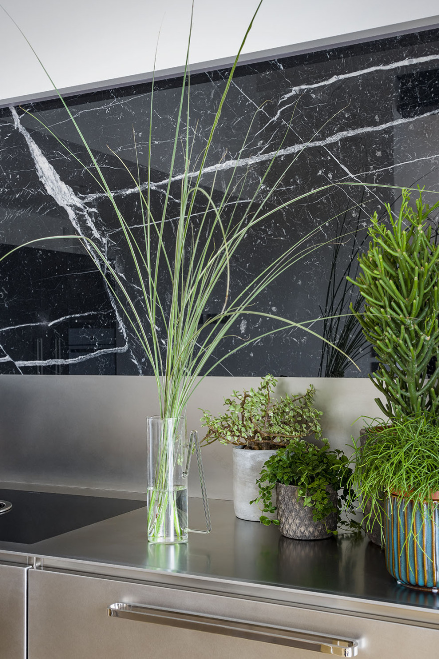 意大利私人住宅现代厨房设计-8