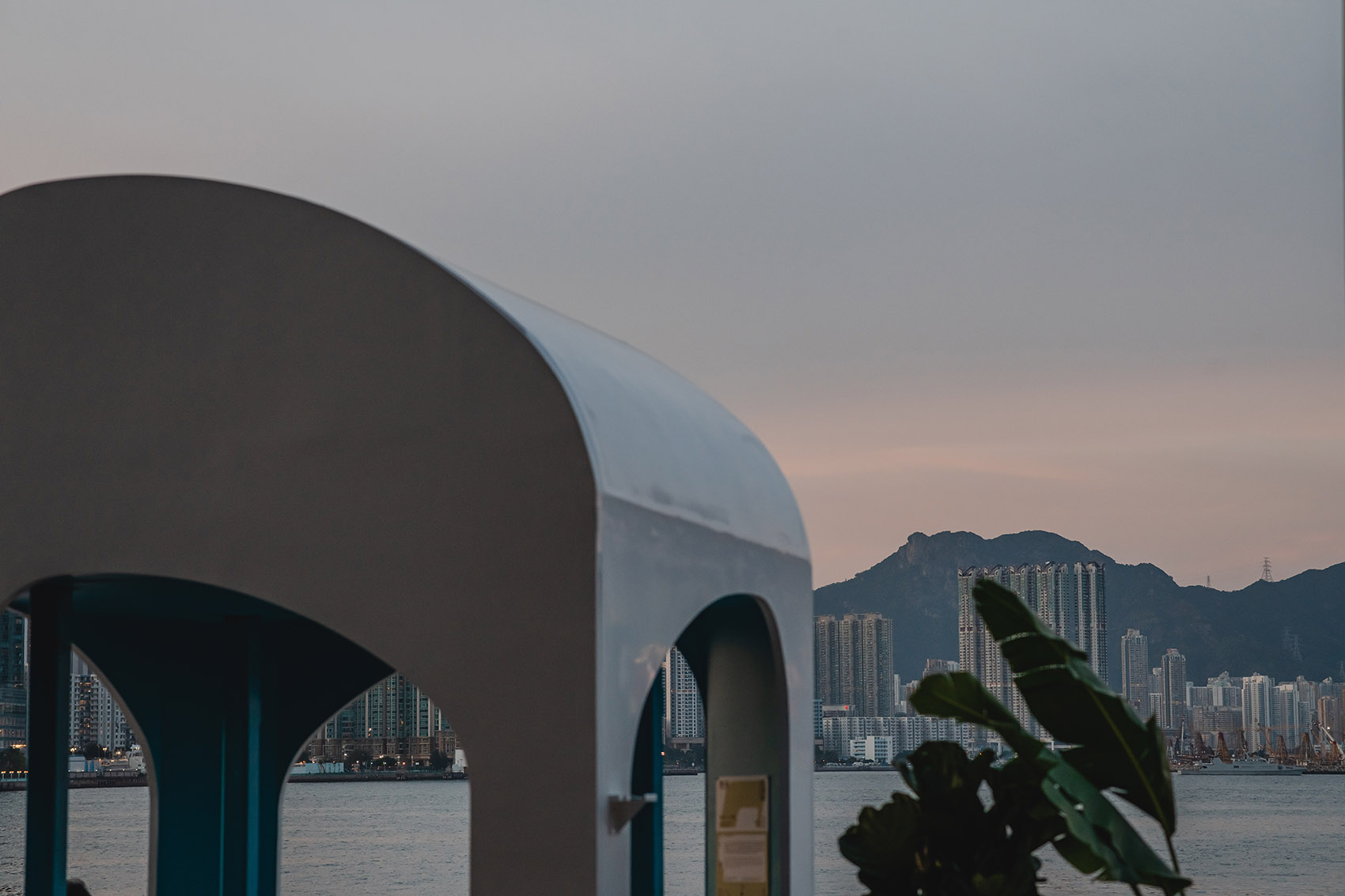夏季凉亭，香港/维多利亚港公共码头上首个俯瞰狮子山的艺术装置-72