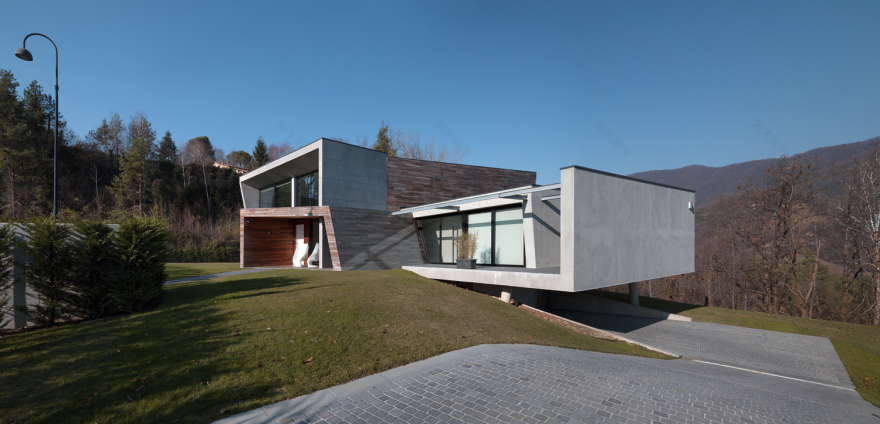 悬浮森林中的透明别墅-2