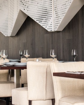 Borovets Euphoria Restaurant 室内设计
