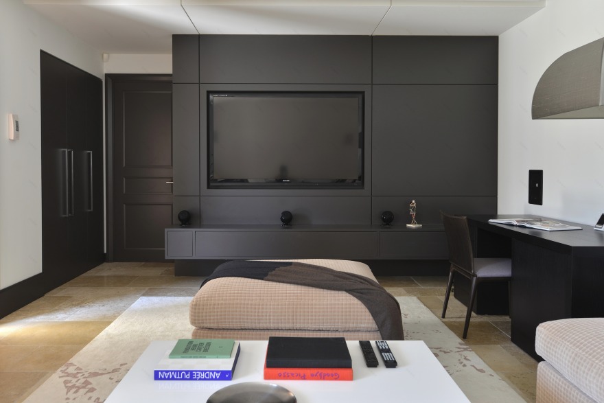 南法蔚蓝海岸别墅设计-27