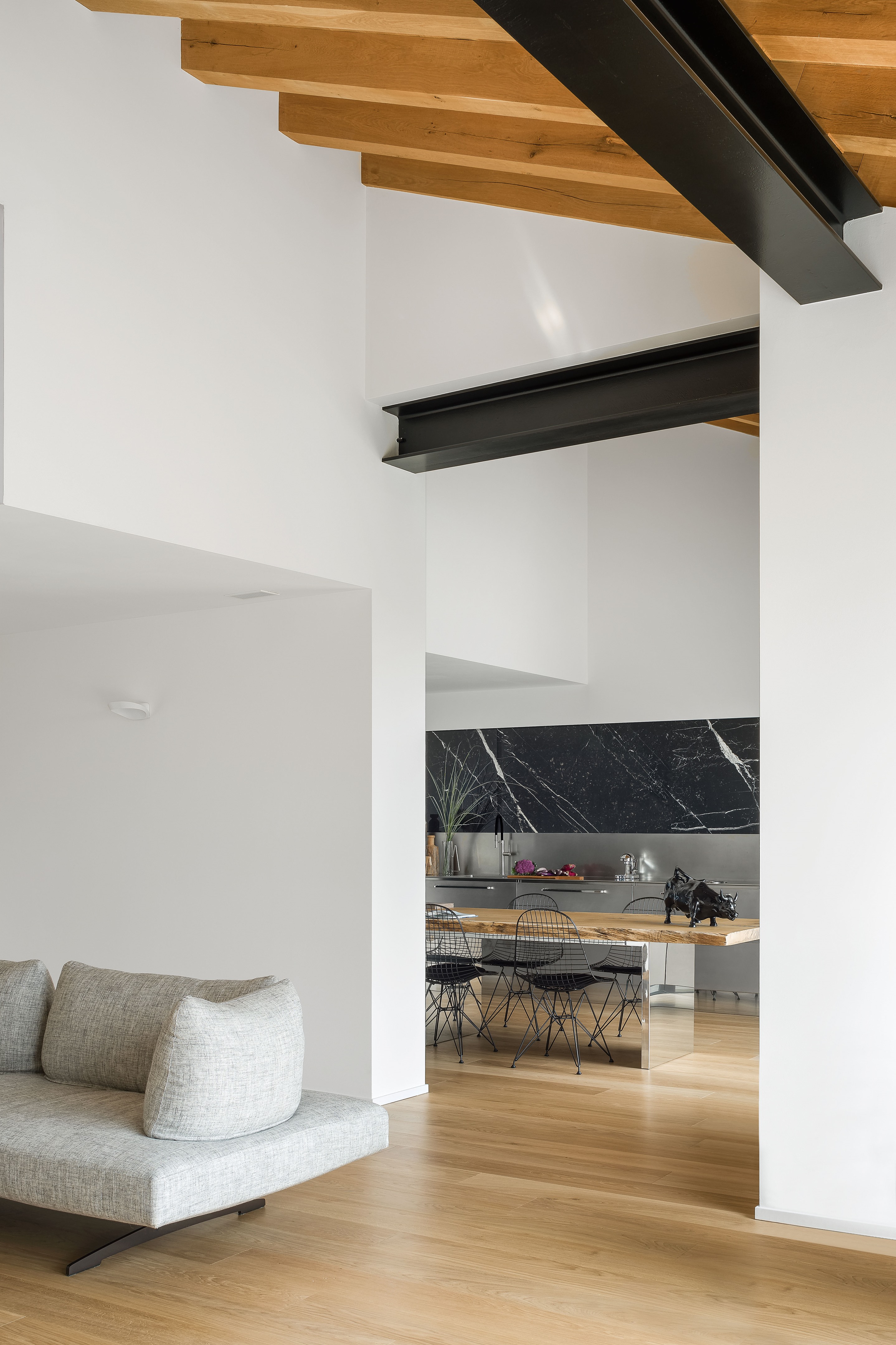 意大利私人住宅现代厨房设计-1