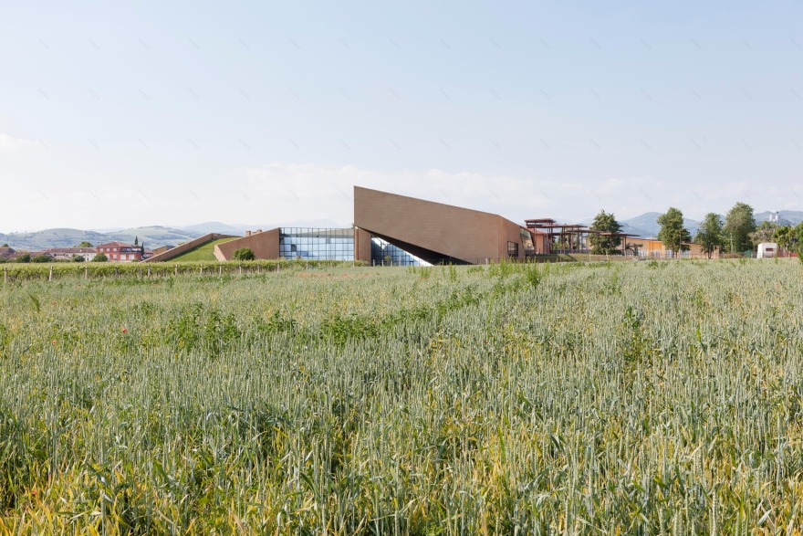 绿意盎然的山地小学 | 意大利 Colognola ai Colli 新小学设计-4