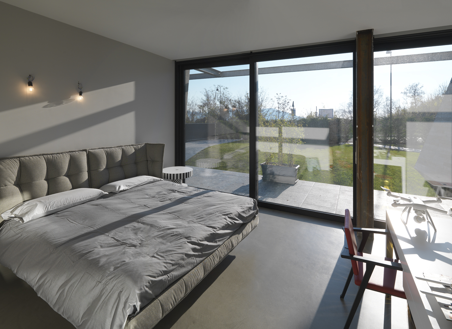 悬浮森林中的透明别墅-89