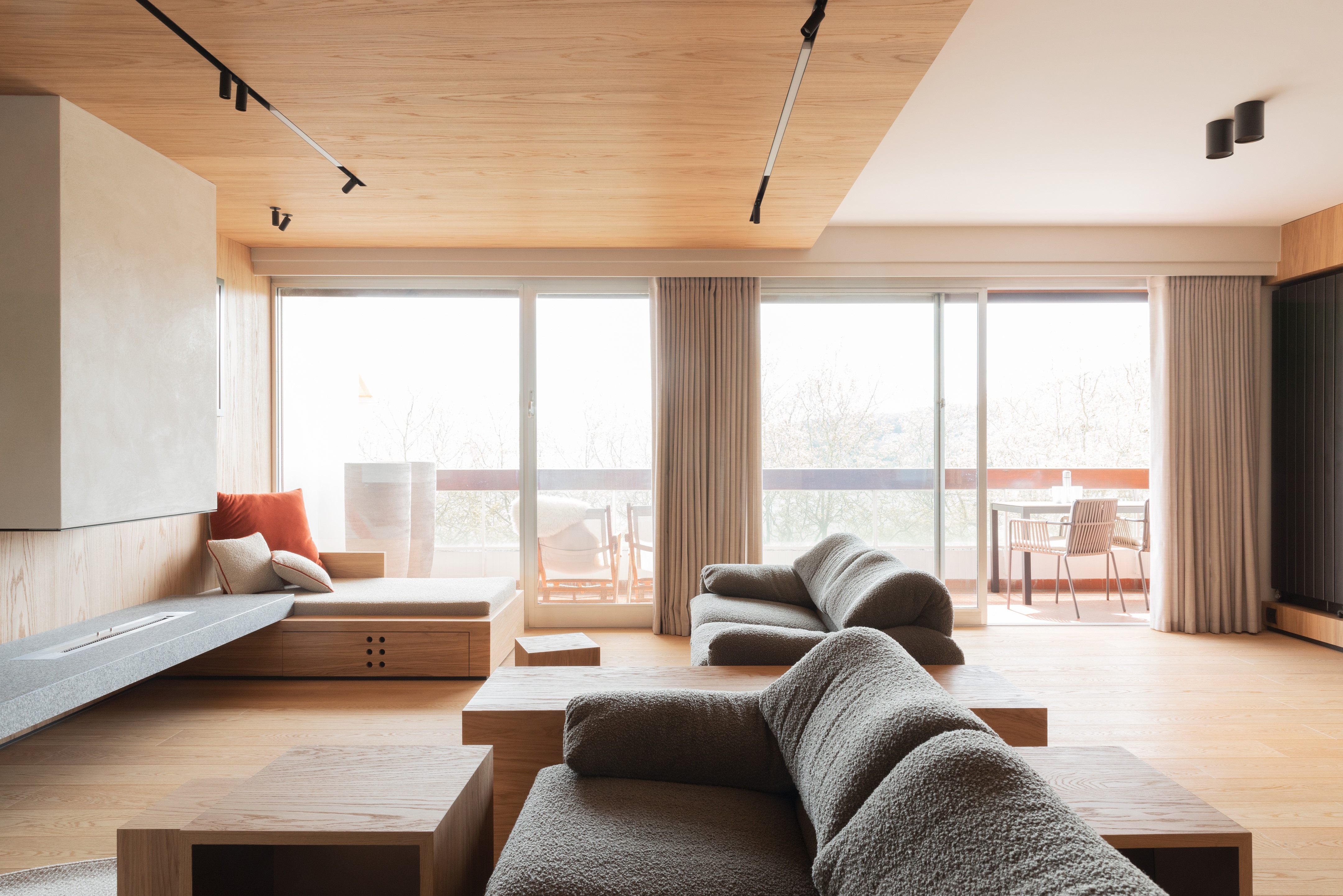 复古与现代共融，70 年代建筑里的优雅公寓-3