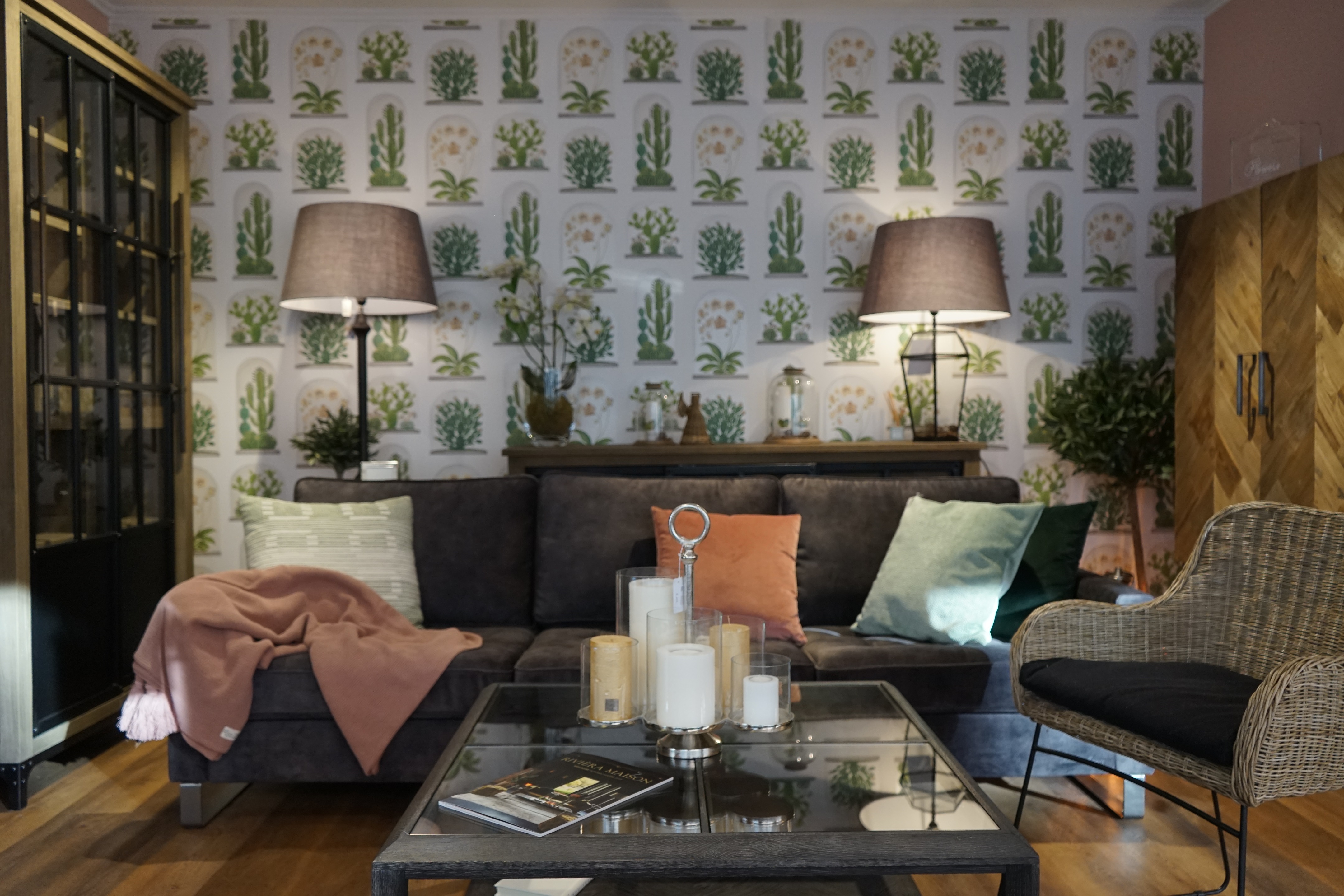 Elite 室内设计展示厅翻新-17