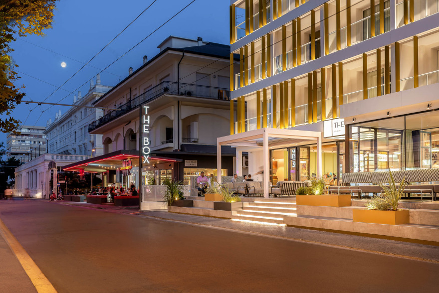 意大利海滨酒店“The Box”以简约哲学打造舒适空间-92