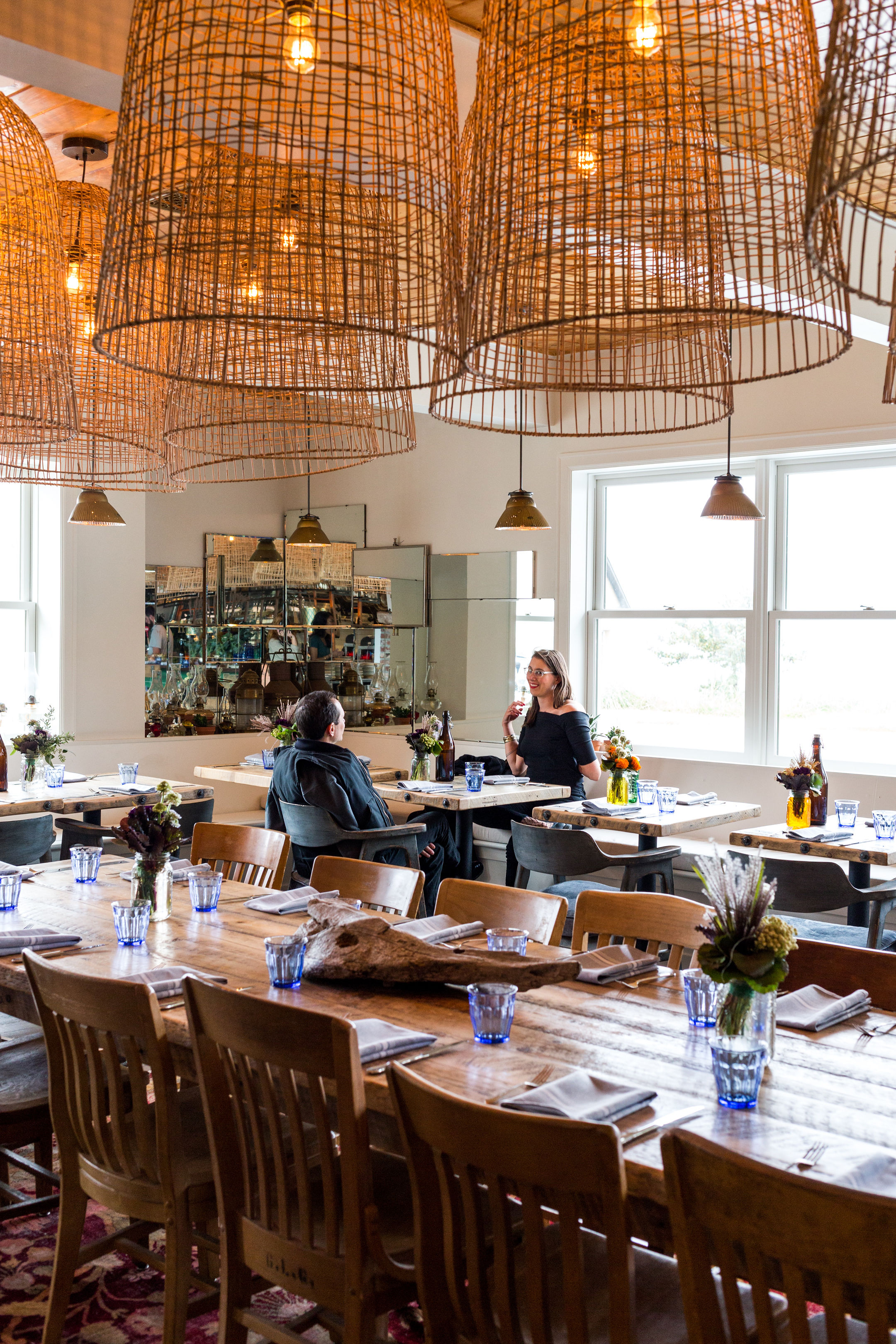 西雅图海滨餐厅“哈利之家”海滩风情与复古家居的完美融合-6