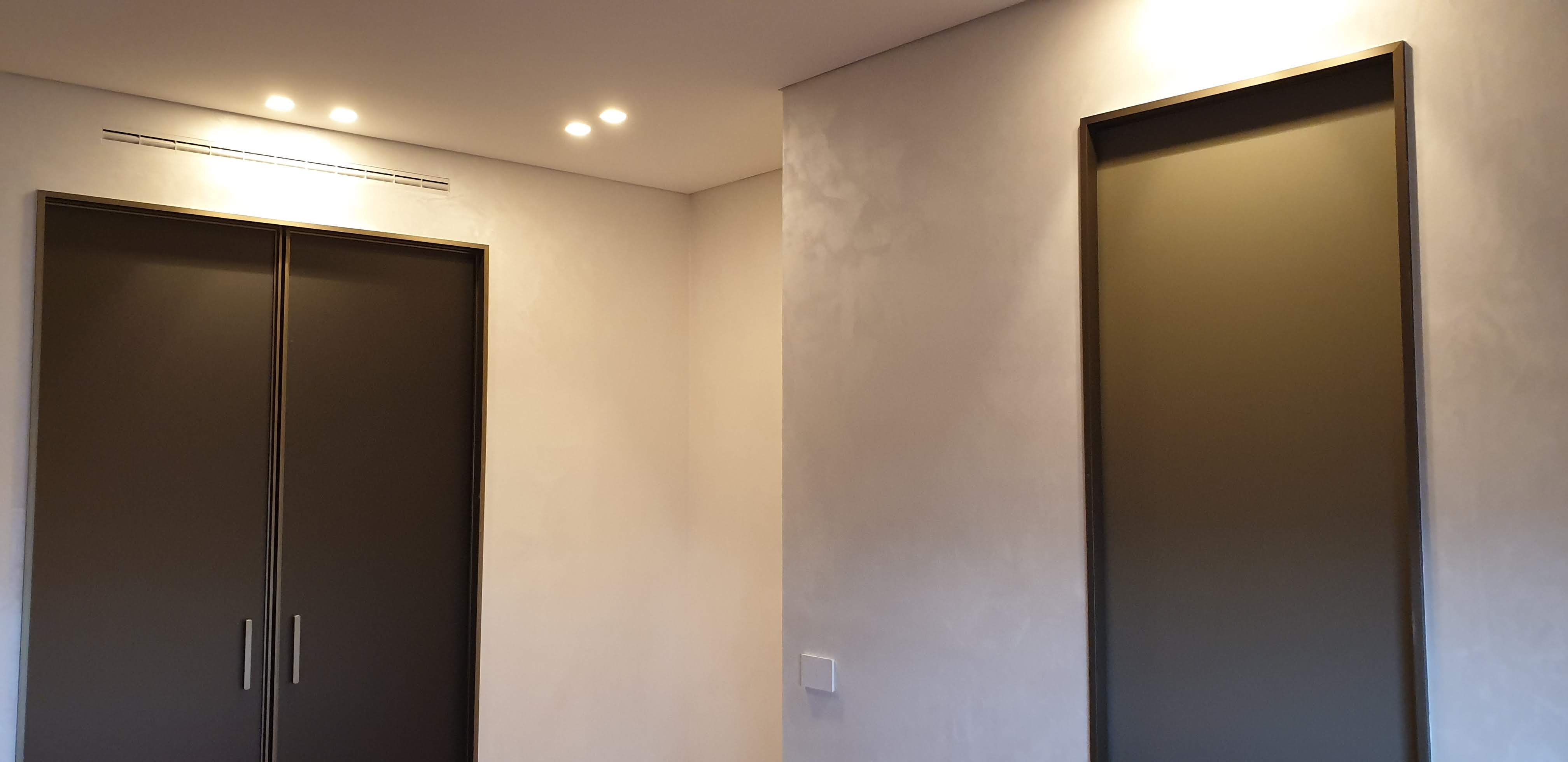 米兰双层公寓现代翻新，结构改造与复古元素完美融合-26