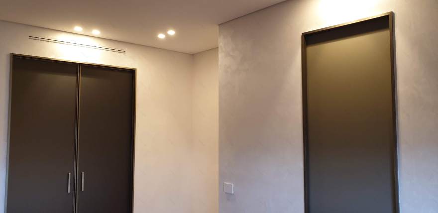 米兰双层公寓现代翻新,结构改造与复古元素完美融合-26