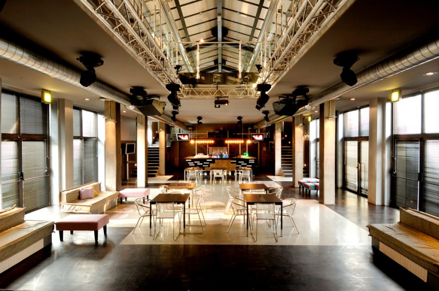 卢米诺西酒吧-0