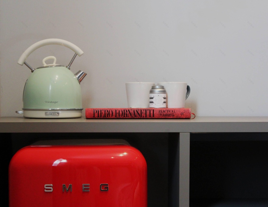 Mathis 酒店 | 摩托灵魂的复古现代空间-13