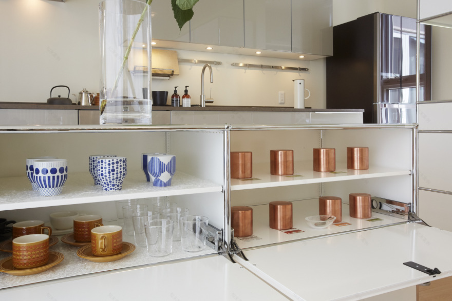 日本 Morioka 别墅现代室内设计,USM 模块化家具打造宽敞生活空间-6