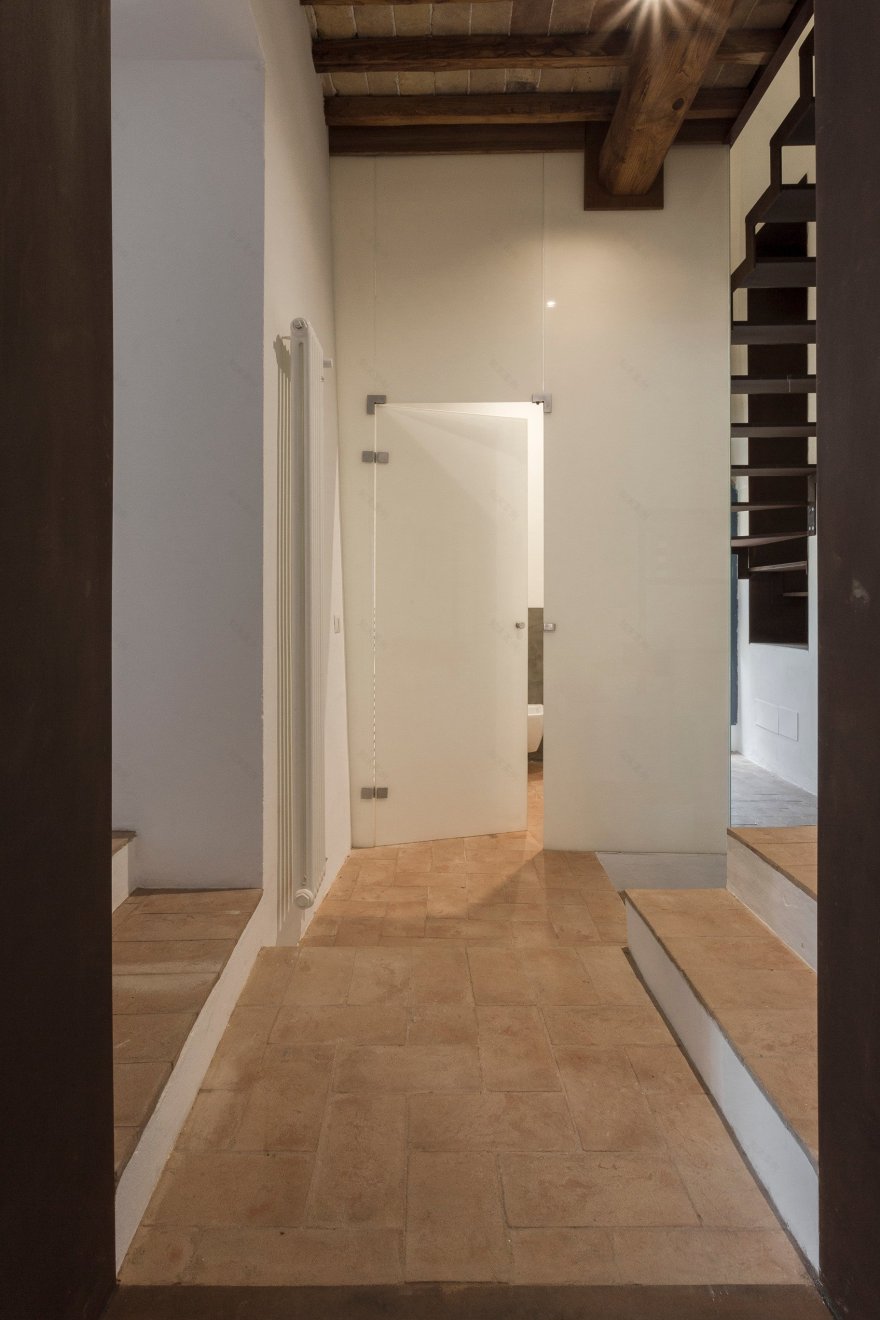 意大利乡村 18 世纪老宅翻新记-7