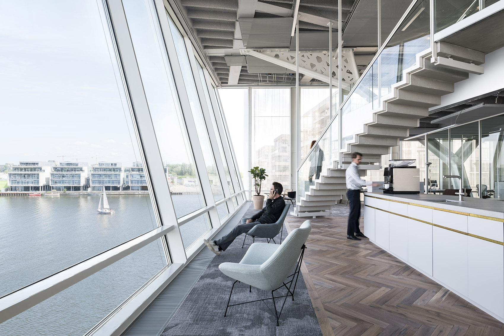 荷兰Amvest投资开发新办公室，阿姆斯特丹/定制的家具，流动的风景 -9