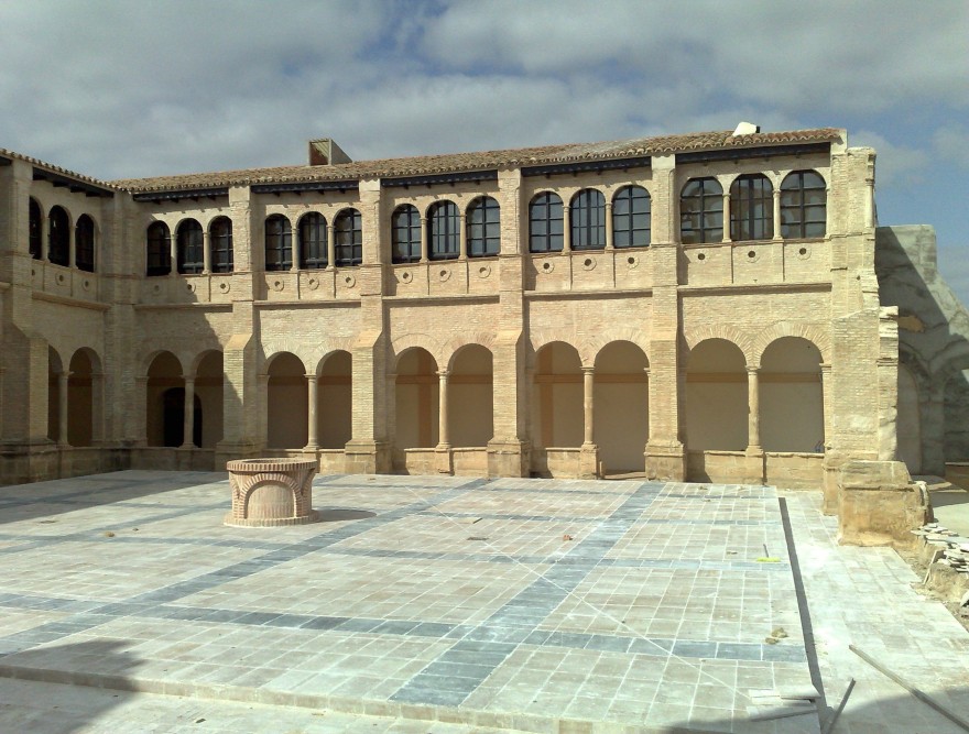 历史建筑的复兴 | Santo Domingo 修道院变身工作坊-1