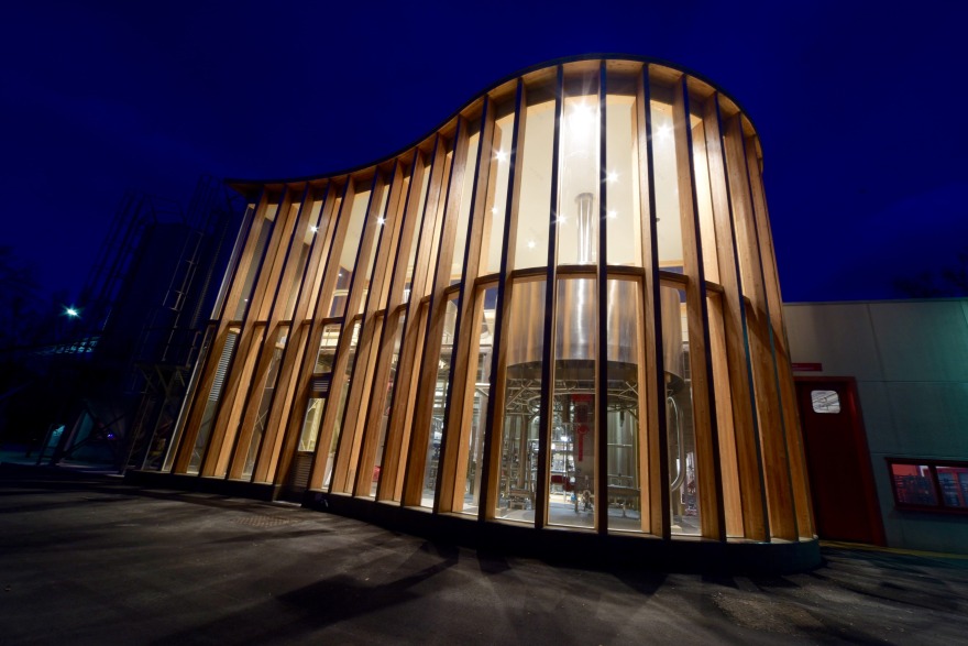 木质波浪·意大利 Amarcord 啤酒厂扩建-0