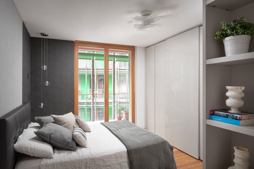 意大利灰色橡木别墅,打造一体化空间-9