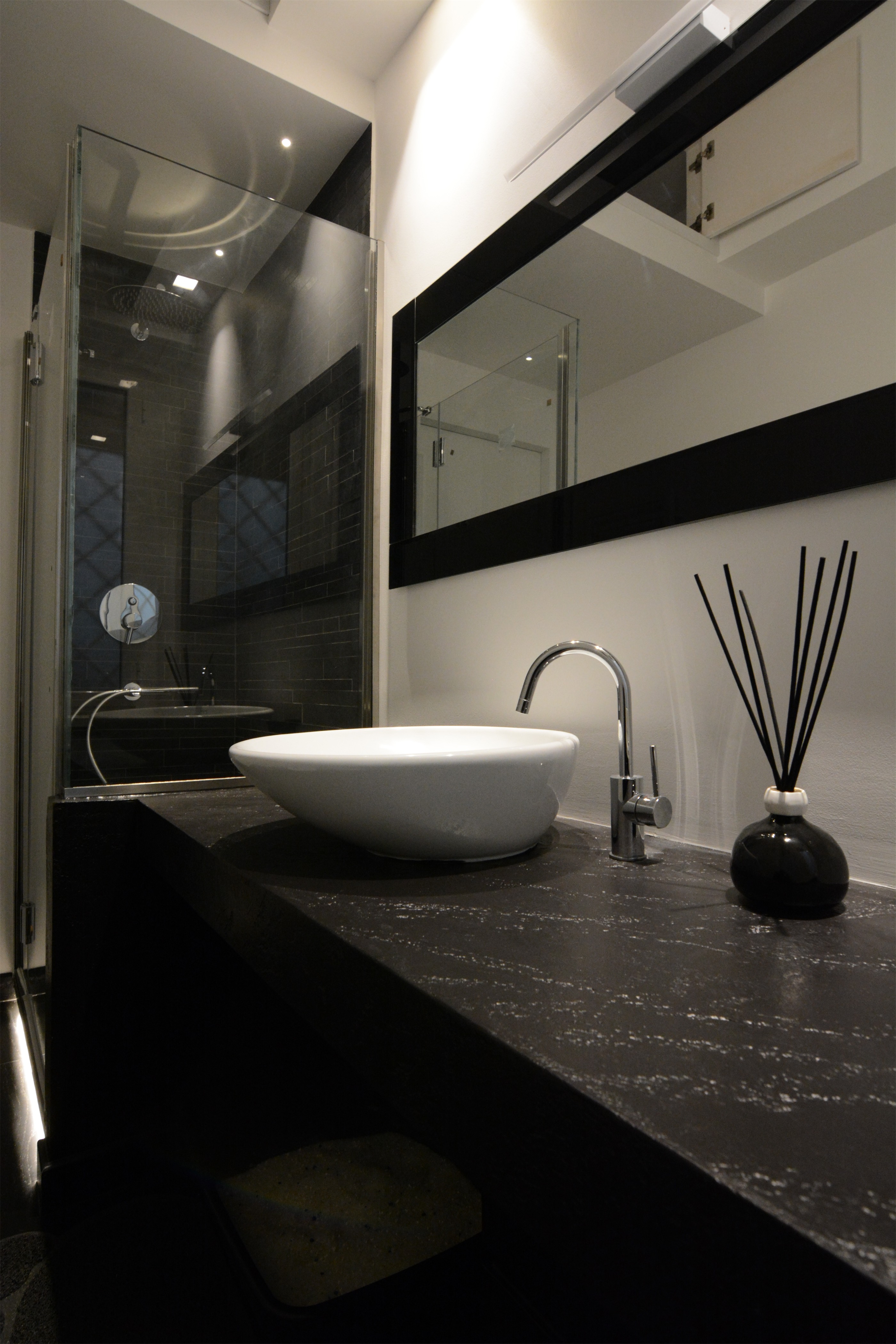 60 年代建筑里的现代公寓设计-14