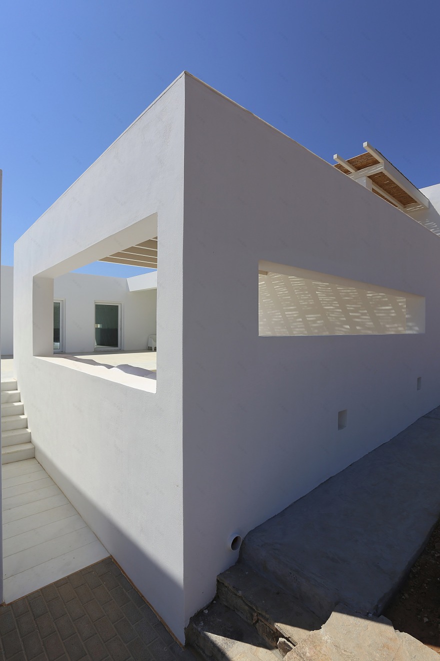 Antiparos 海边别墅 | 简约风格与自然光线完美融合-7