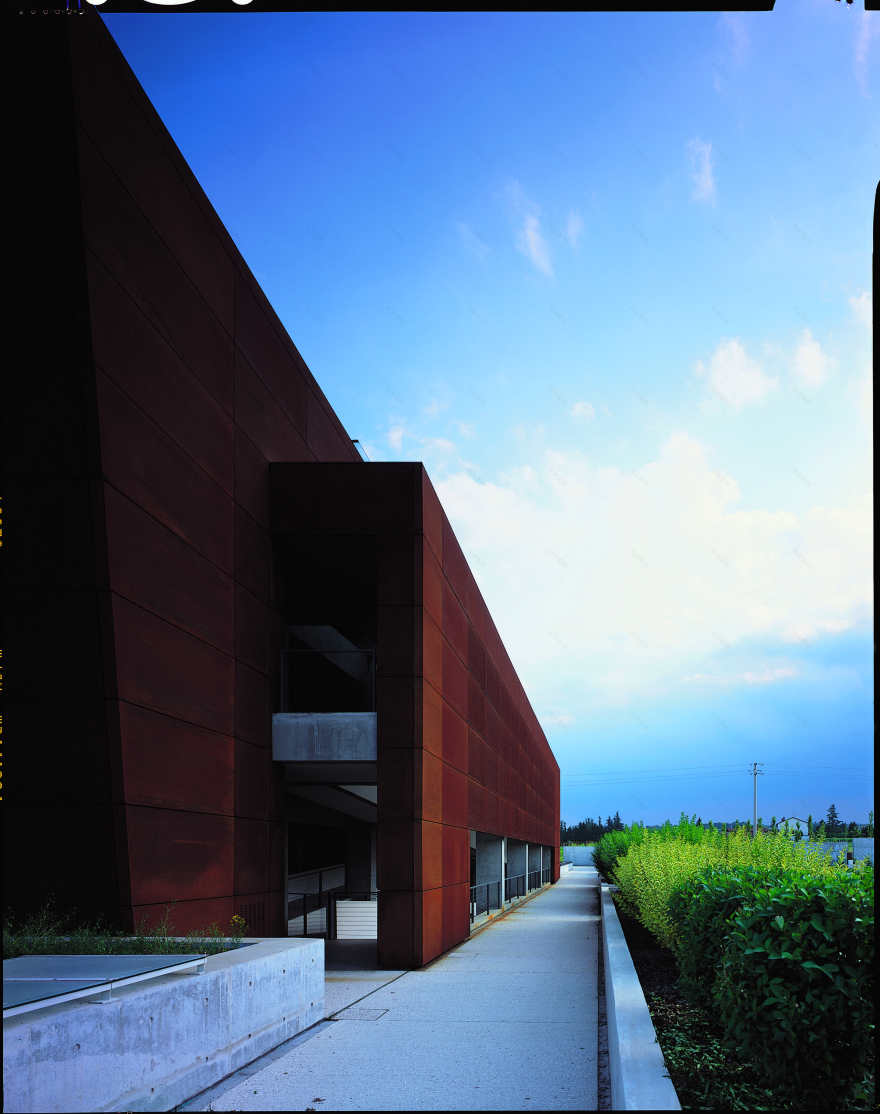 沉浸于寂静的墓葬空间-21