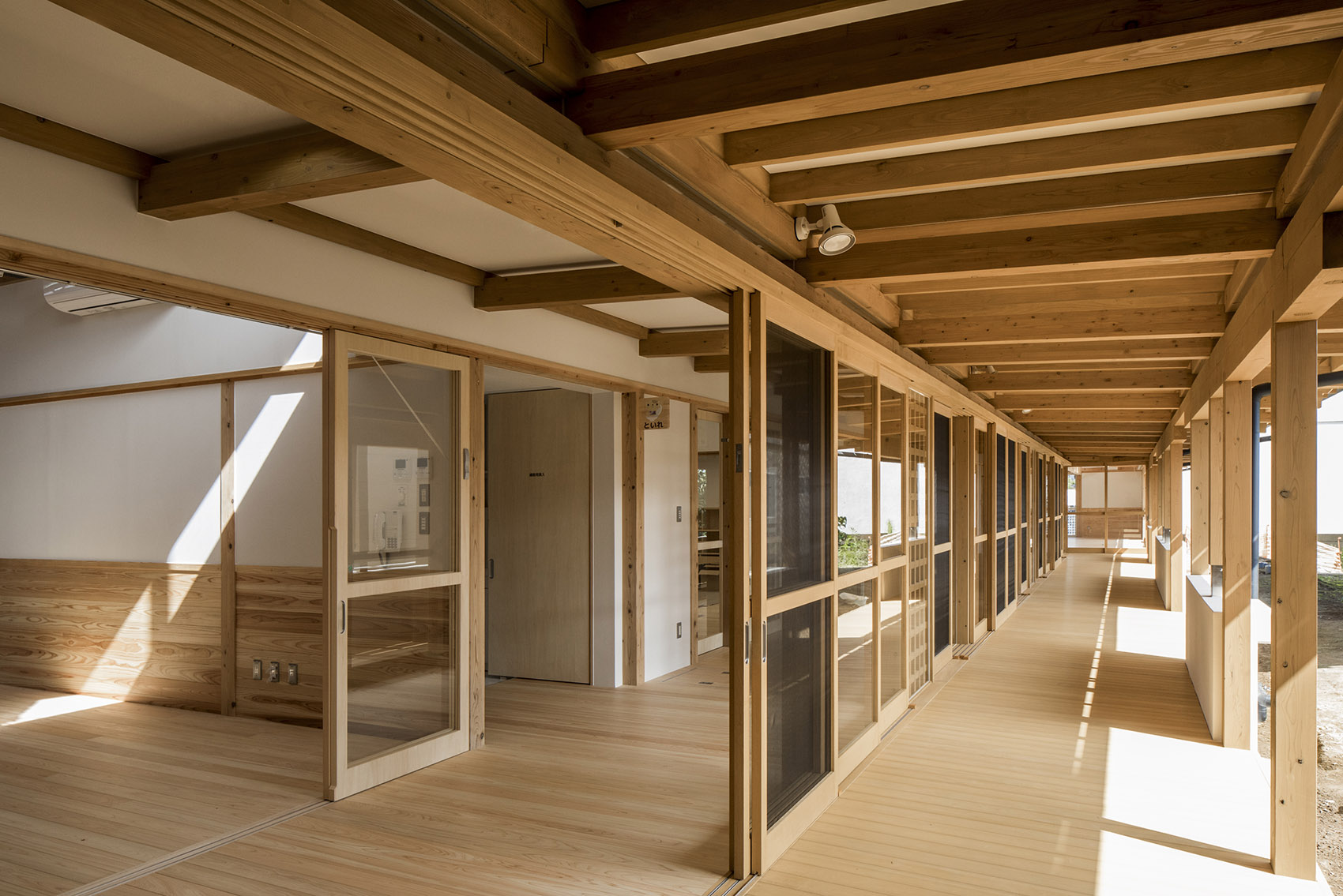 日立市立花山幼儿园，日本/为孩子们创造被山环绕的自然之家-24