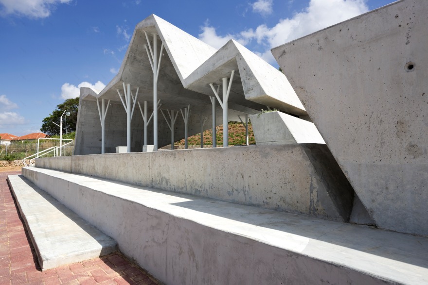 开放式墓园庇护所·融合自然与记忆的空间-21