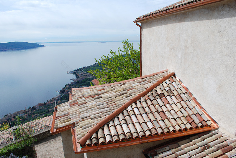 地震后修复的意大利小教堂 · Gargnano 的 Musaga 圣约翰教堂-12