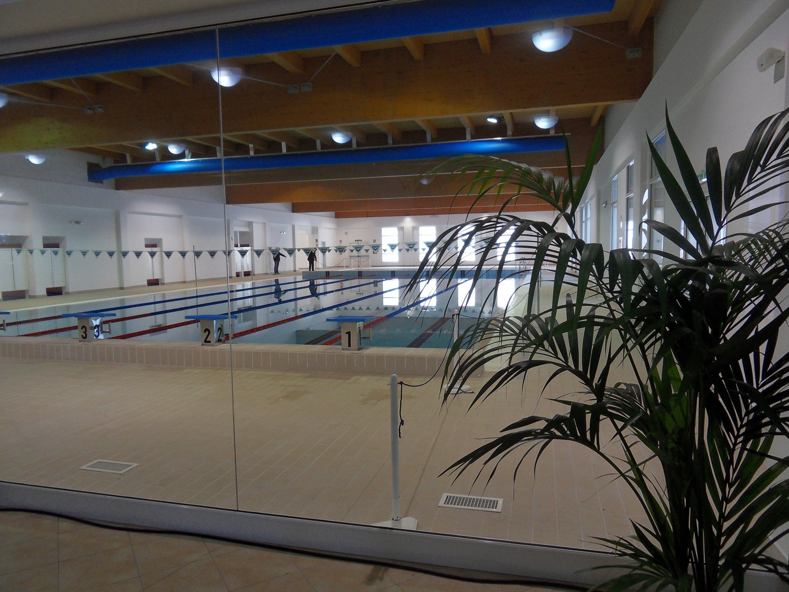 Vincenzo De Fabrizio丨体育馆丨Piscina comunale con annesso centro commerciale-2