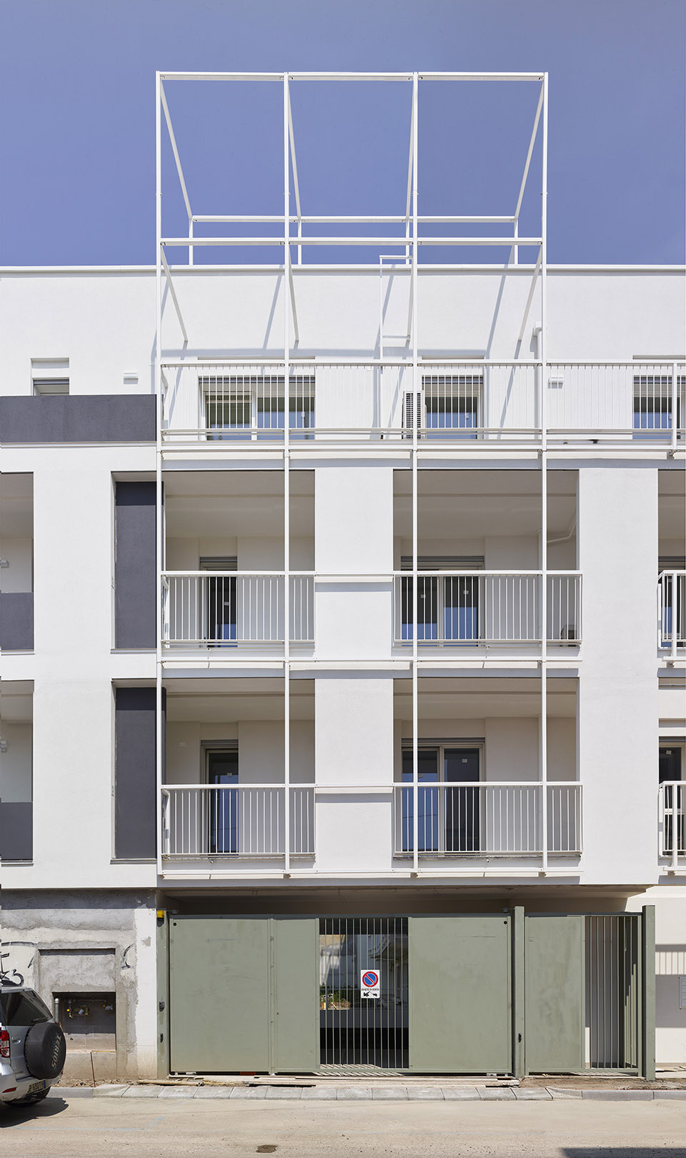 Casa Tersicore公寓楼，米兰/金属框架包围经典的米兰风格-19