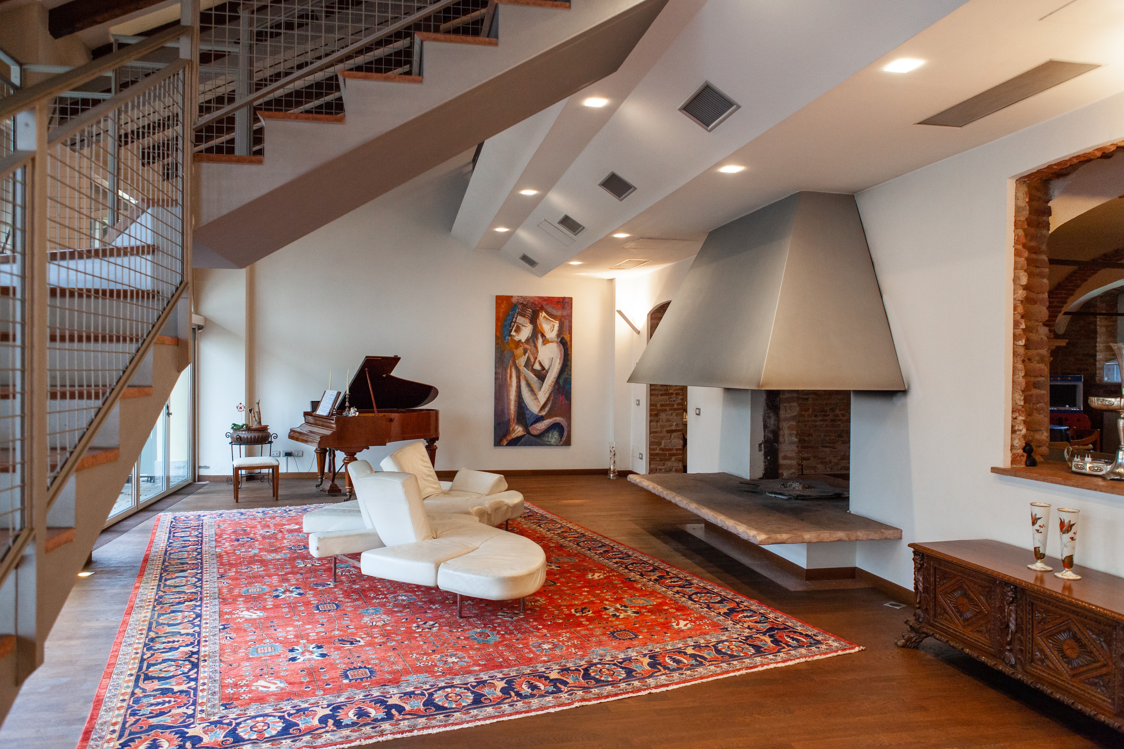 历史与现代共融的城市别墅-0