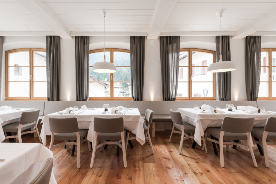 Hotel Gasthof Zum Hirschen 酒店翻新记-8