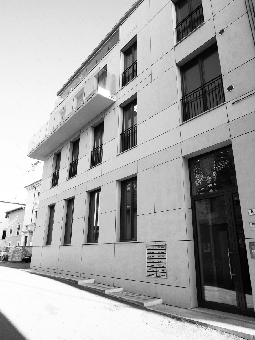 《圣玛丽亚帕加尼卡 5 号楼》——现代与历史对话的建筑佳作-4