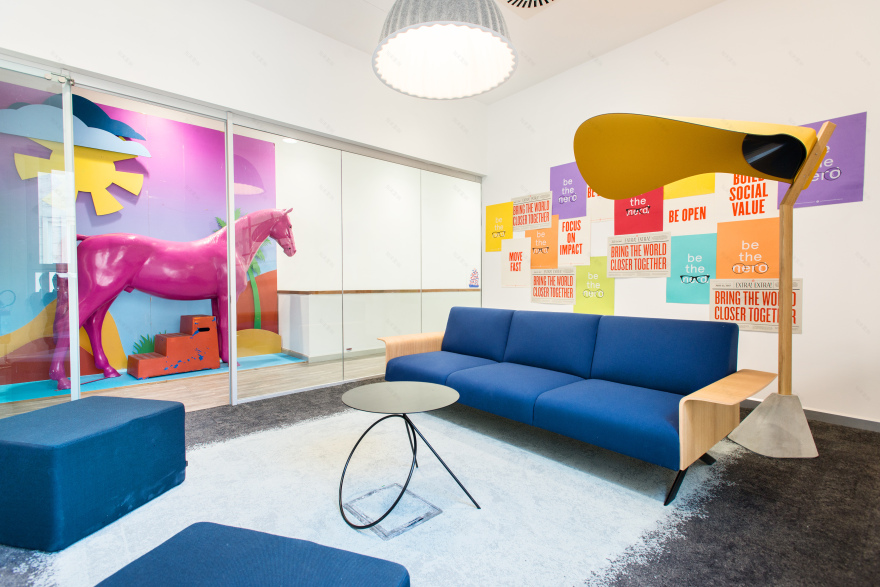 培训机构 / 灵活多变的空间魔法,Binario F 的数字技能培训中心-1