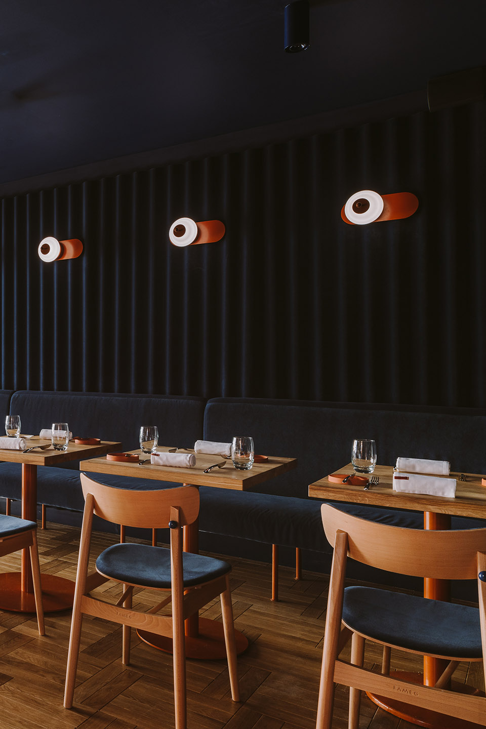 OPASLY TOM餐厅，华沙/丰富的色彩、饰面和纹理空间下的用餐体验-29