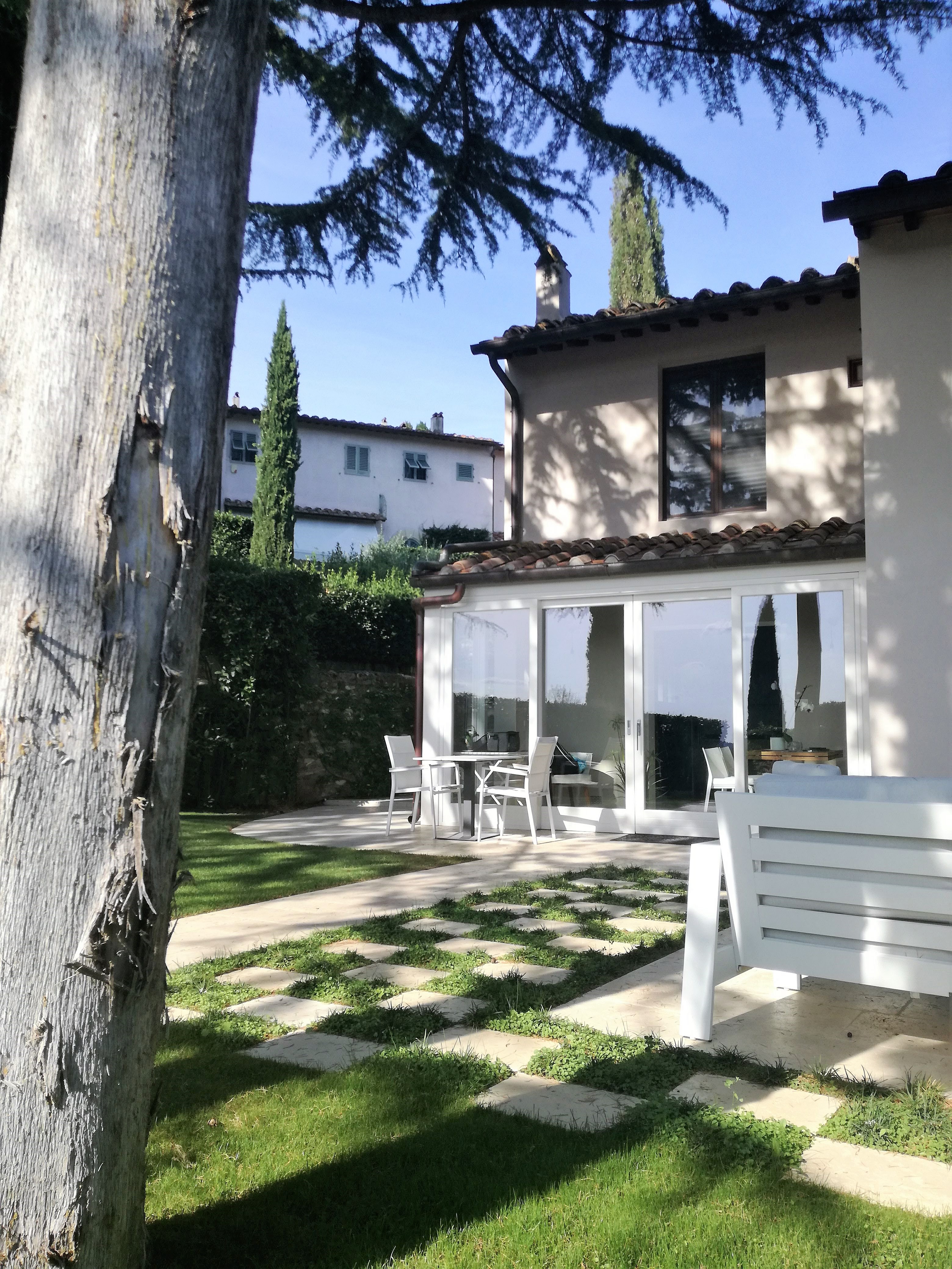 意大利别墅的绿色能源与当代花园设计-1