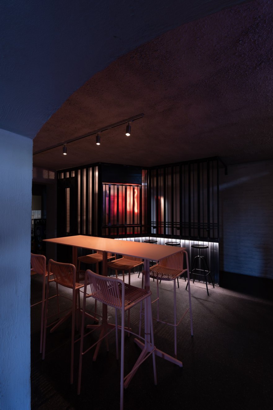 Eigengrau 酒吧 · 融合酒吧与餐厅的音乐空间丨德国柏林丨studio karhard 和 Room Division-6