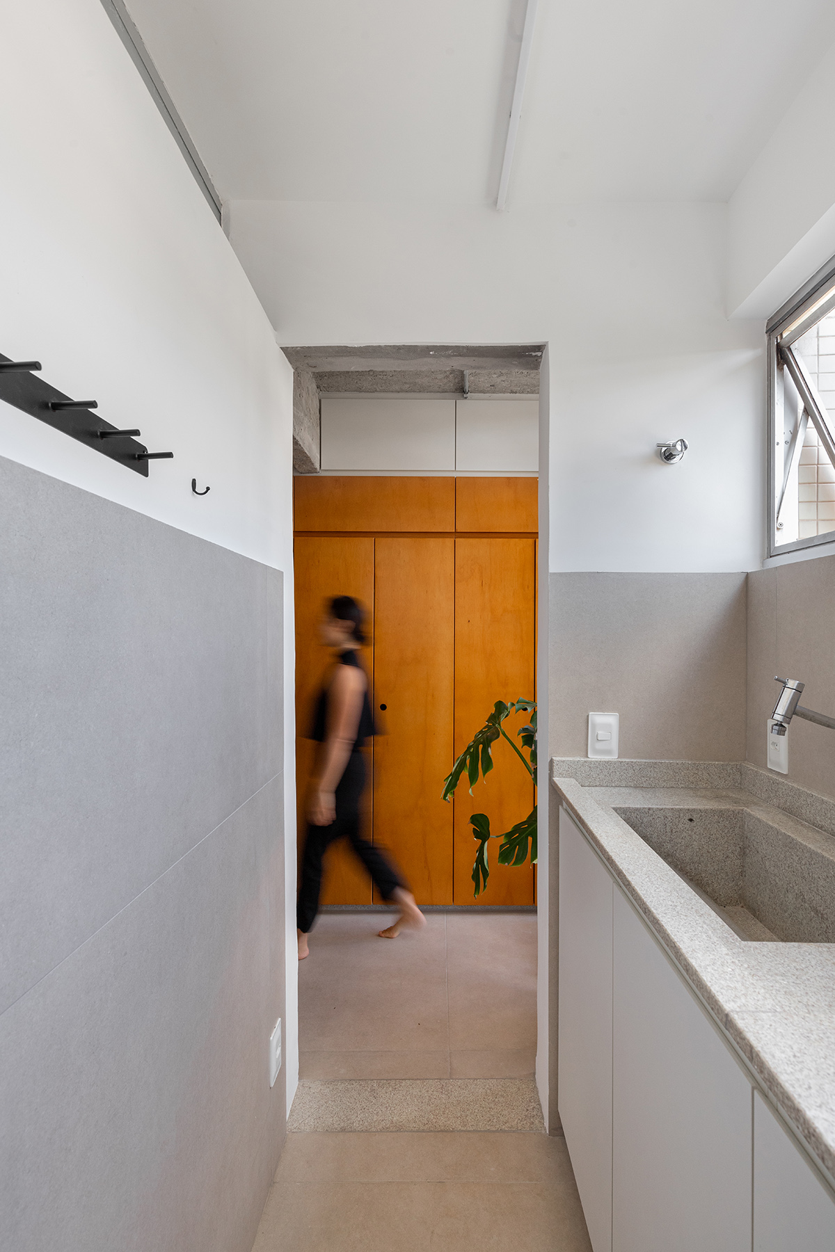Rosa公寓，巴西/打通旧空间，营造更加适合社交的氛围-35
