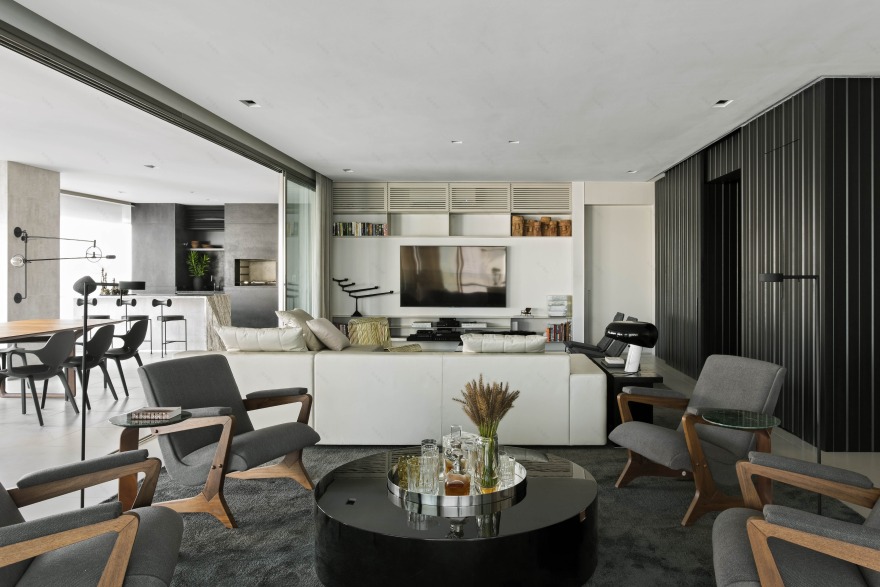 巴西设计公寓 | 工业风木饰面打造男性化魅力空间-4