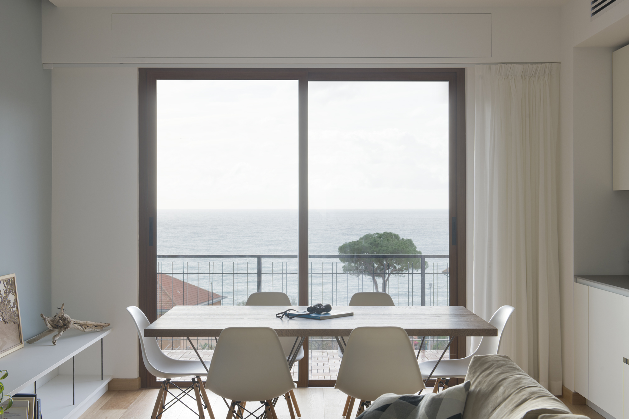 意式海景公寓翻新,打造温馨度假胜地-0