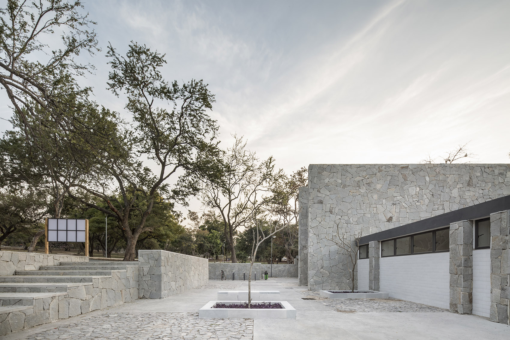 洪堤潭自然公园更新丨墨西哥瓜达拉哈拉丨SPRB arquitectos-11