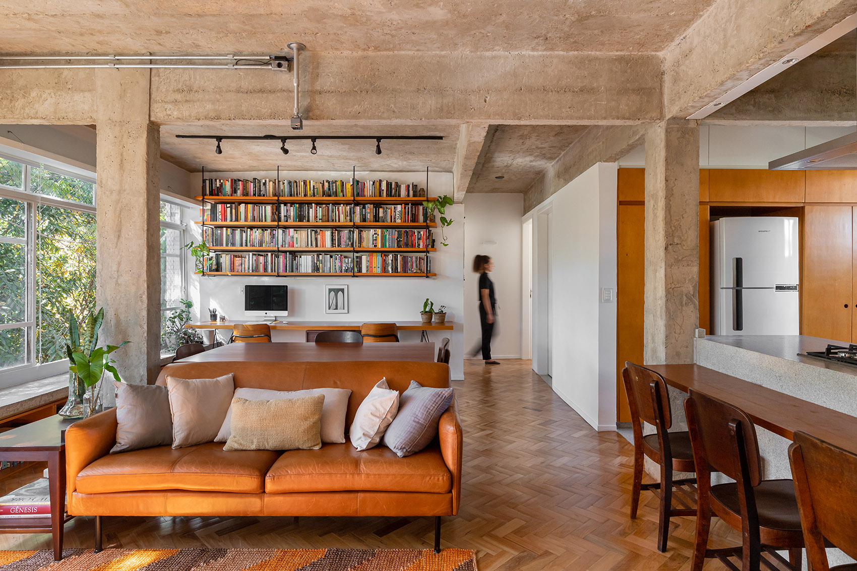 Rosa公寓，巴西/打通旧空间，营造更加适合社交的氛围-10