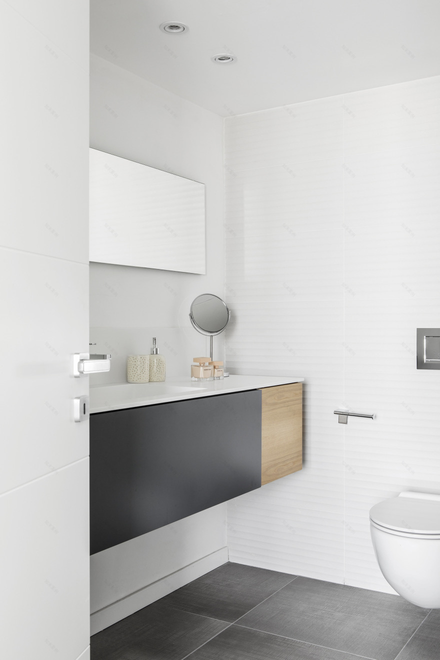 特拉维夫海景公寓的现代翻新-20