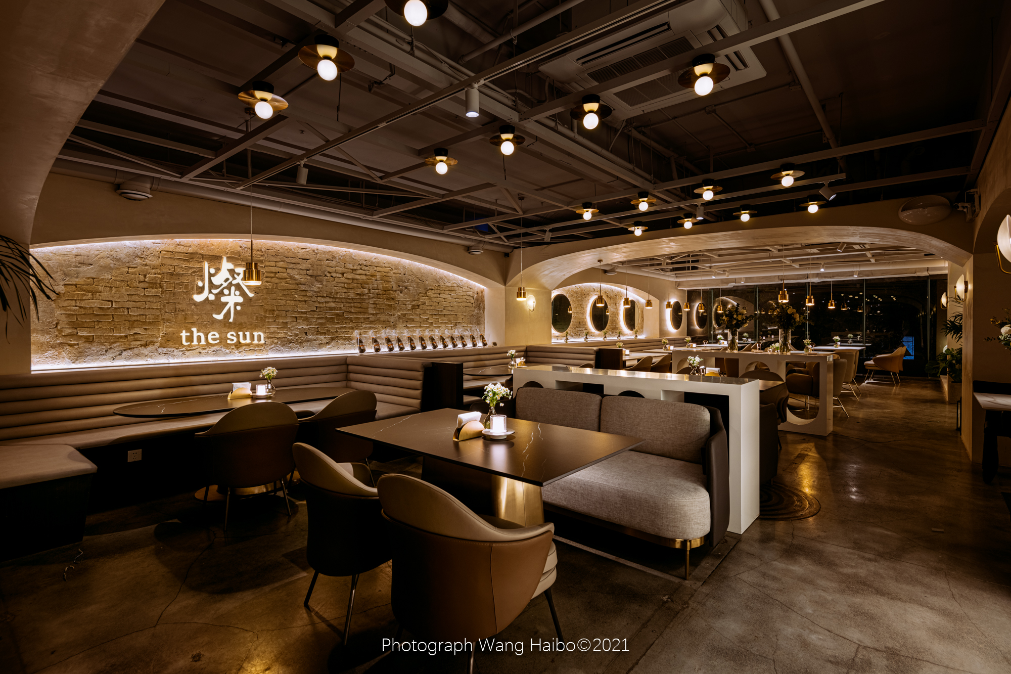 商业空间摄影案例——璨•酒餐吧-6