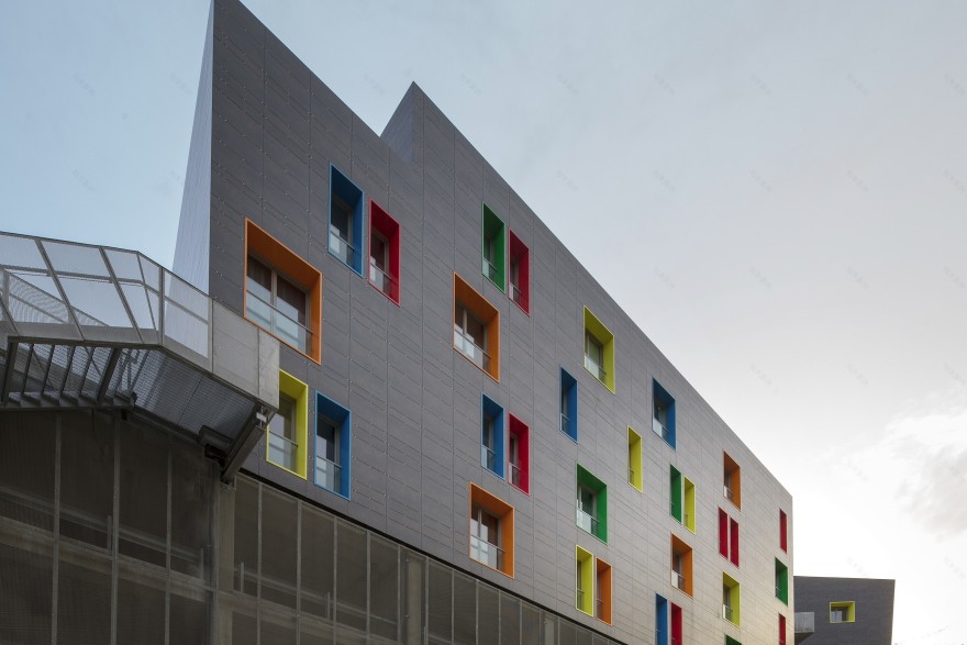 多功能综合体和·索奇尼-0