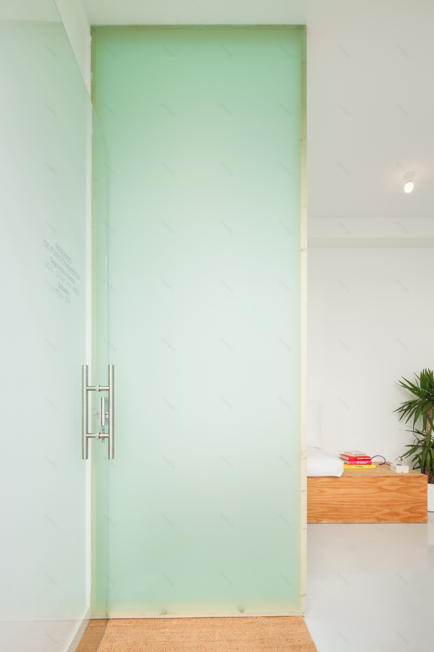 历史小镇的诊所重生 | 葡萄牙 Clínica da Vila 口腔诊所设计-30