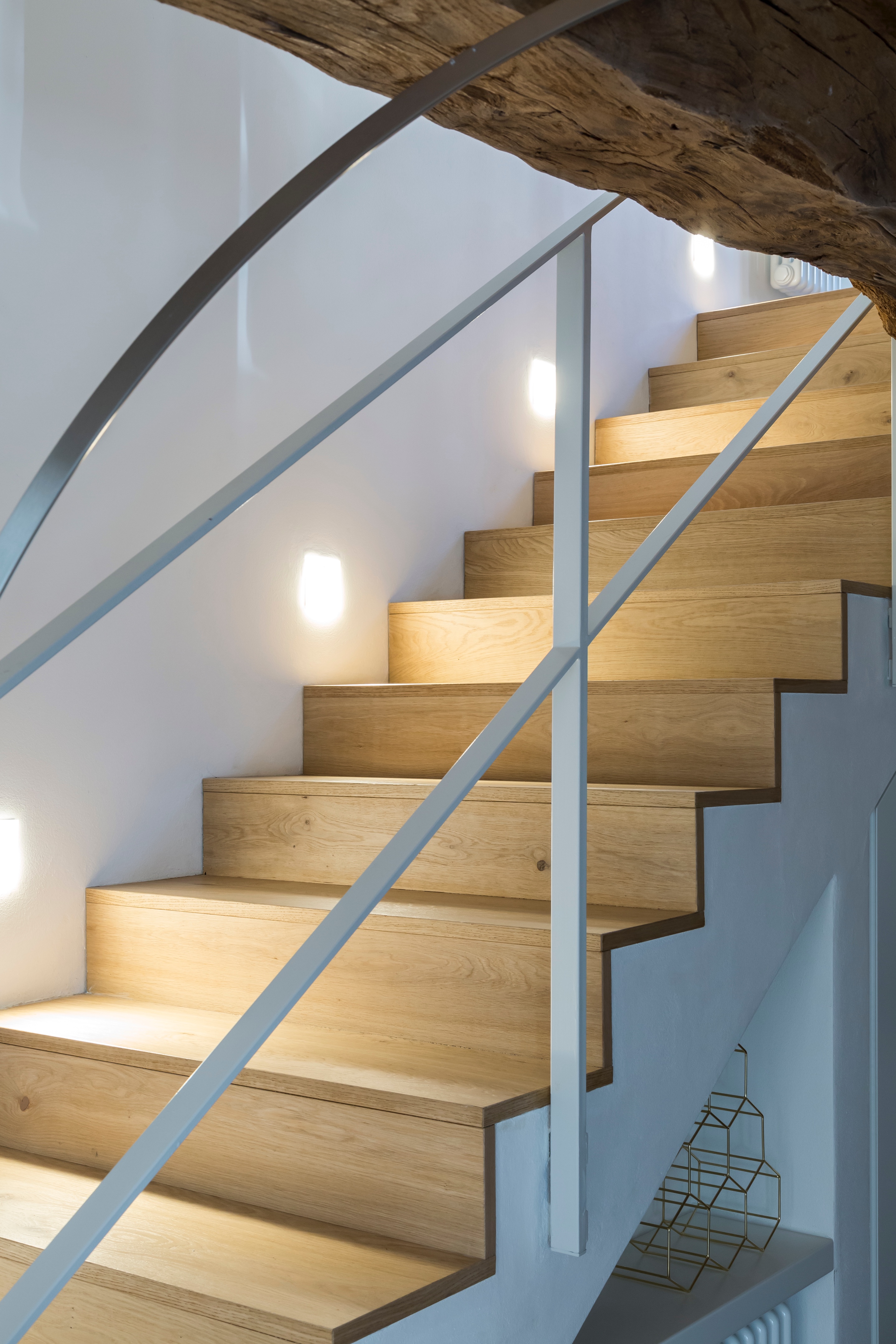 历史建筑中的独特公寓设计-6