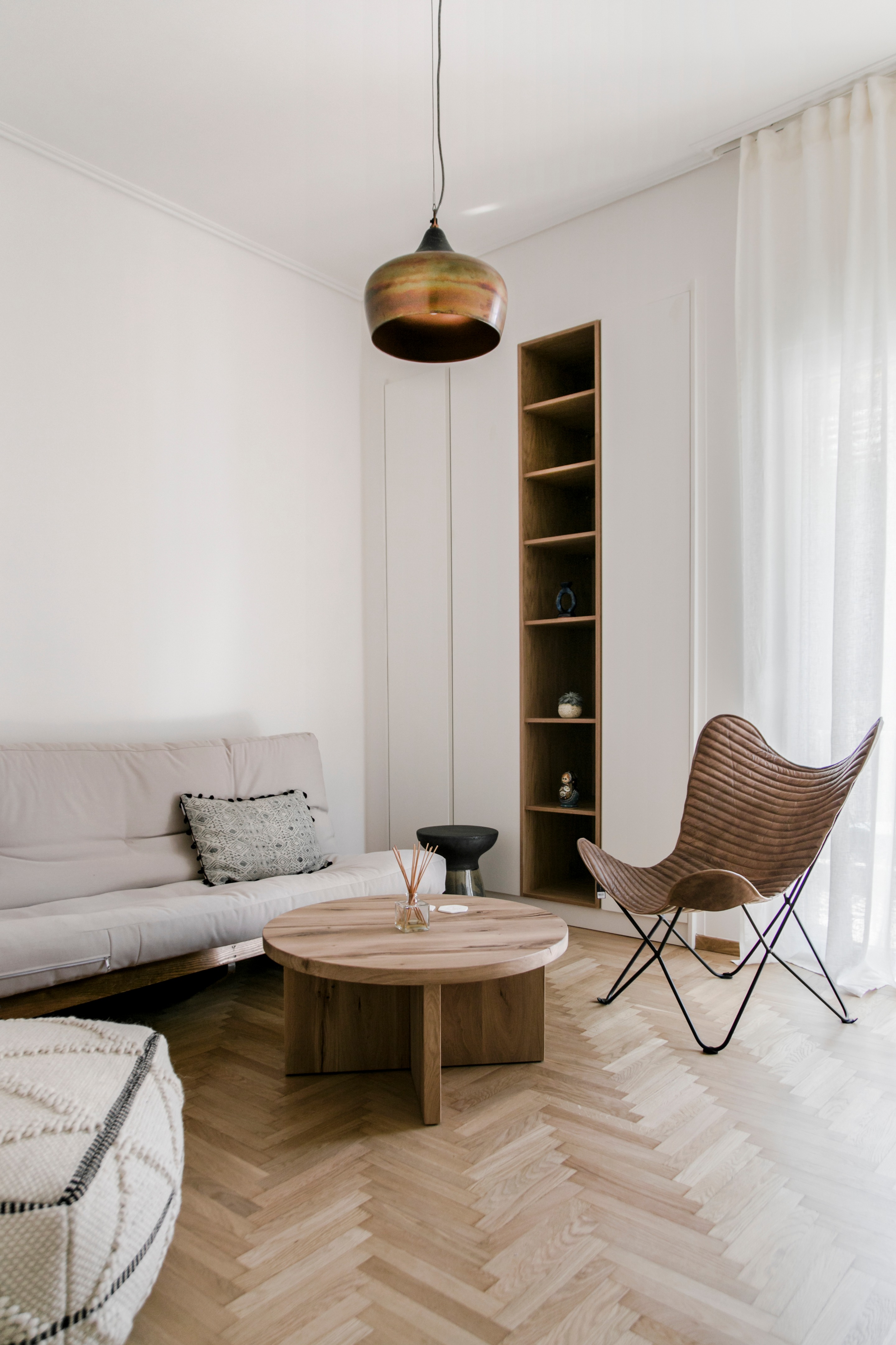 雅典 1977 年公寓的精致翻新-1